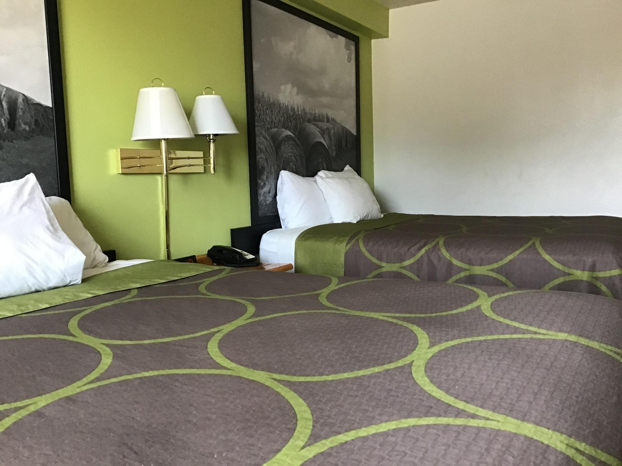 Super 8 By Wyndham 2*