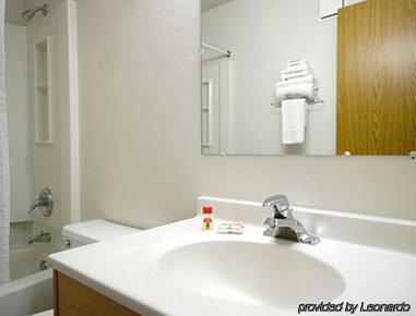 Hotel Surestay By Western 2*